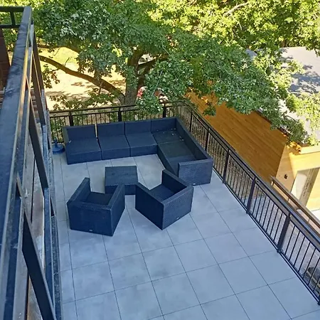 Zonga Catan 펜션 Waulsort